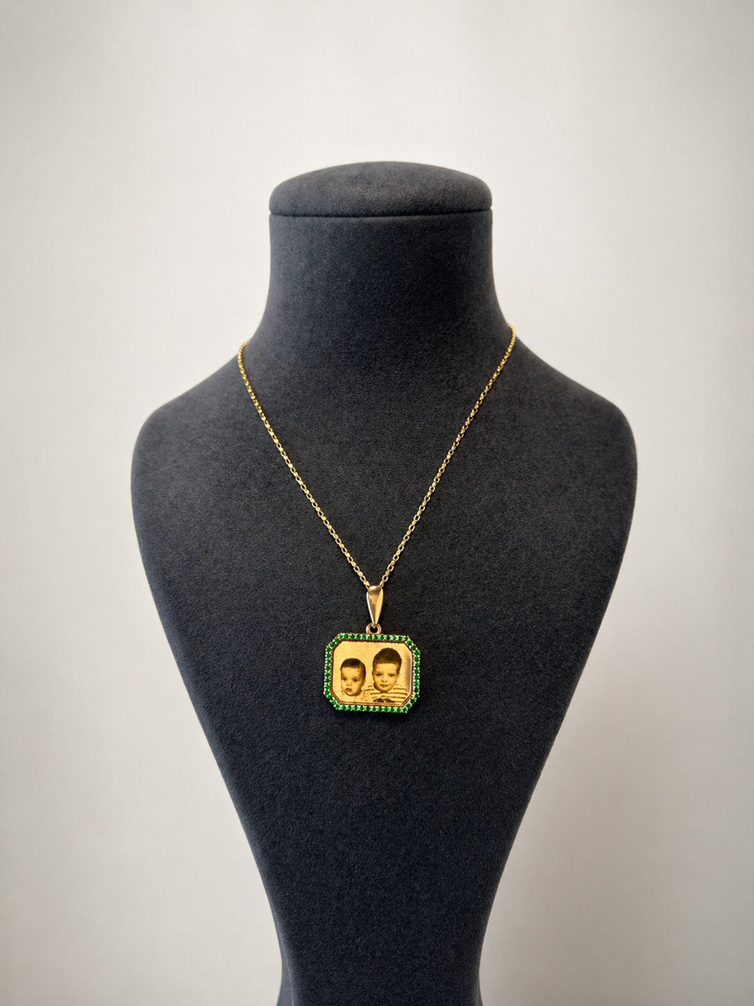 9ct Gold Gemstone Photo Pendants
