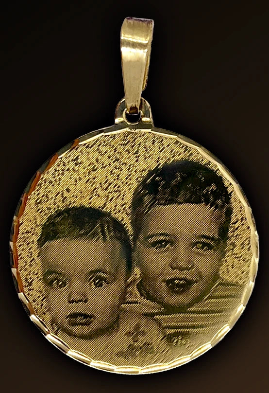 Round Photo Pendant