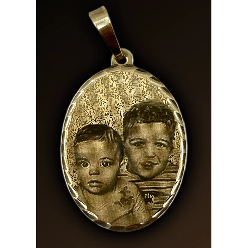 Oval Photo Pendant